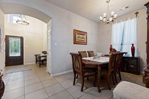 289 Hawthorn Drive - Photo 9