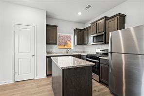 109 Thomas Paine Drive - Photo 2