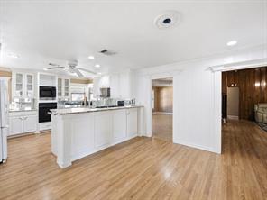 7905 Ella Young Drive - Photo 8