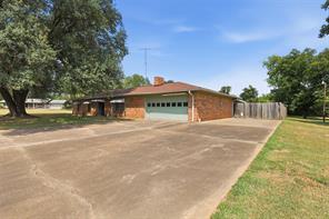 221 County Road 3220 - Photo 19