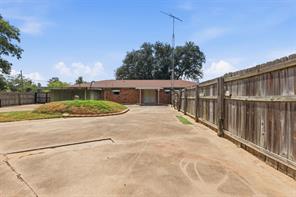 221 County Road 3220 - Photo 26