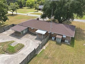 221 County Road 3220 - Photo 3