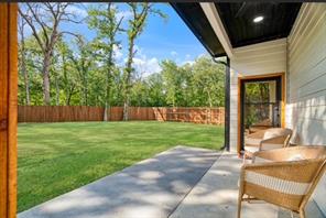 210 CHATEAU PLACE - Photo 35
