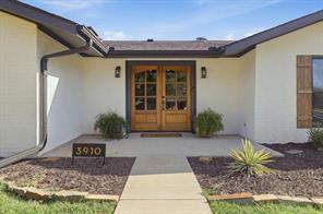 3910 Miranda Drive - Photo 2