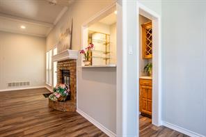 509 WISTERGLEN Drive - Photo 11