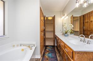 509 WISTERGLEN Drive - Photo 16