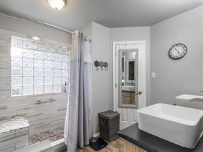 102 Oakwood Place - Photo 18