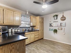 102 Oakwood Place - Photo 6