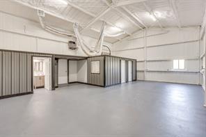9210 County Road 1229 - Photo 13