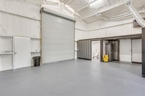 9210 County Road 1229 - Photo 17