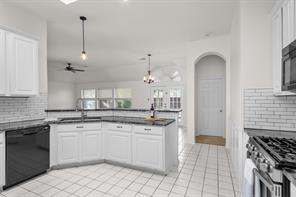 1718 Falcon Drive - Photo 22