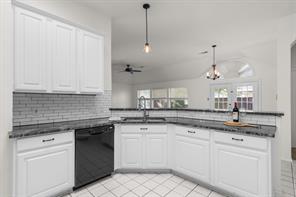 1718 Falcon Drive - Photo 23