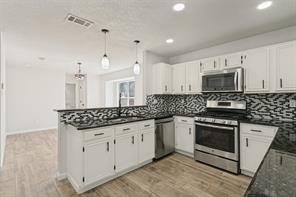 2107 Meadowview Drive - Photo 9