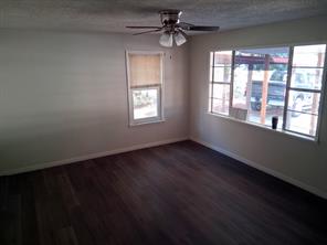306 S Oak Lane - Photo 3