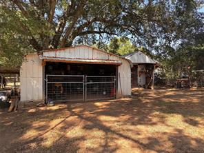 7205 N Hwy 271 - Photo 17