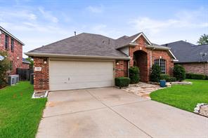 1112 Wentwood Drive - Photo 2