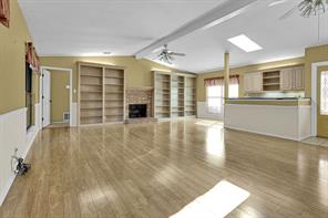 435 Lonestar - Photo 3