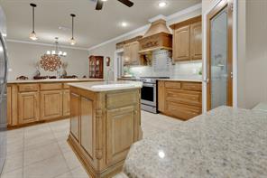 233 Winged Foot - Photo 11