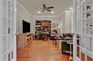 233 Winged Foot - Photo 4