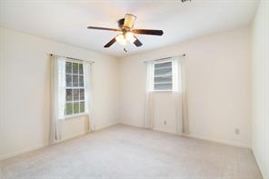 210 31st Street SW - Photo 15