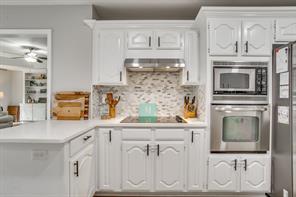 2637 Surrey Woods Road - Photo 14