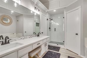 2637 Surrey Woods Road - Photo 24