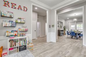 2637 Surrey Woods Road - Photo 5