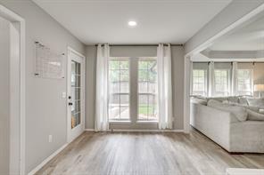 2637 Surrey Woods Road - Photo 8