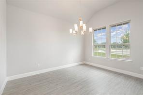 1807 Osage Court - Photo 3