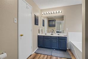 637 Oak View Court - Photo 13