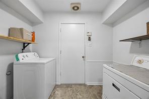 1047 Westlake Drive - Photo 17