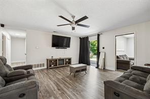 1047 Westlake Drive - Photo 5