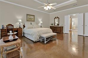 209 Clubview - Photo 21