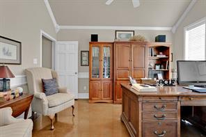 209 Clubview - Photo 6