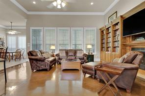 209 Clubview - Photo 9