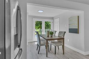 110 N Hillside Street - Photo 11