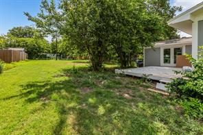 110 N Hillside Street - Photo 21