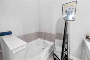 1124 Walker Way - Photo 18