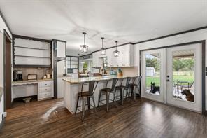 214 De La Cruz Street - Photo 10