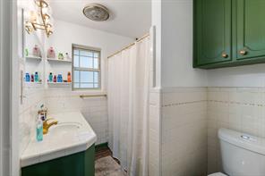 214 De La Cruz Street - Photo 21