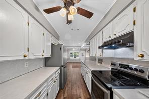 6969 FM 2494 - Photo 12