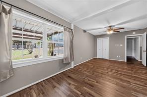 6969 FM 2494 - Photo 32