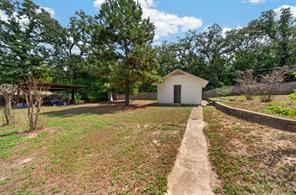 6969 FM 2494 - Photo 35