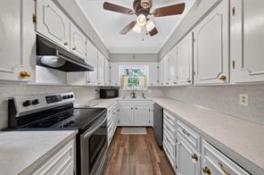 6969 FM 2494 - Photo 9