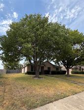 1013 Wentwood Drive - Photo 2