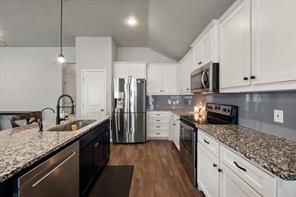 8928 Holt Street - Photo 8