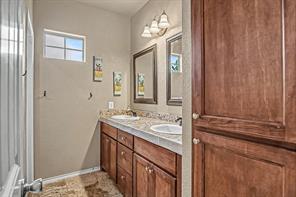 105 Water Lane - Photo 24