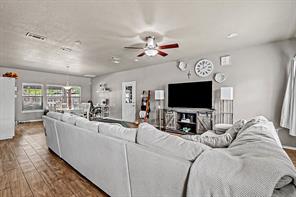105 Water Lane - Photo 7