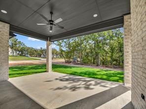 2024 Forest Bridge Drive - Photo 35