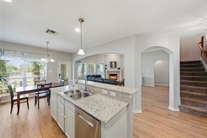 1105 Wisteria Lane - Photo 8